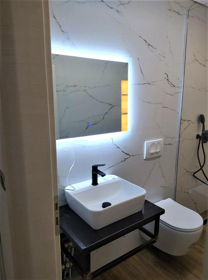 Lighting Jasminum Apartment Sarandë 외부 사진